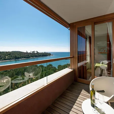 Отель Maistra Select Island Istra 4*